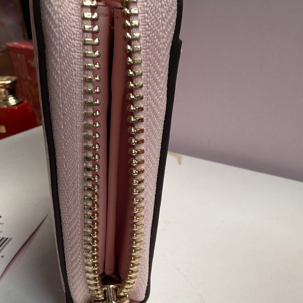 Kate Spade Pink Wallet with Pineapple Design - Picture 4 of 5